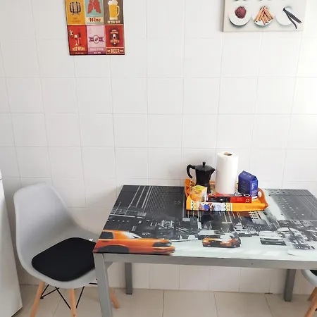 아파트 Charming In Lisbon, 40 M², Ideal For A Couple 리스본