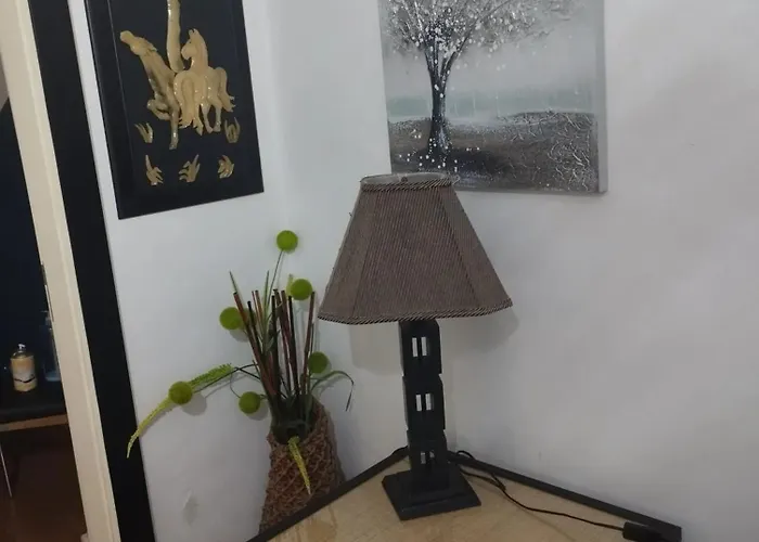 Charming In Lisbon, 40 M², Ideal For A Couple *